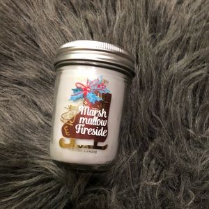 BBW marshmallow fireside single wick candle
